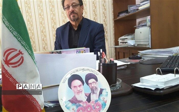 انقلاب اسلامی، ایران را در مسیری عزت افرین و توسعه گرا قرار داد