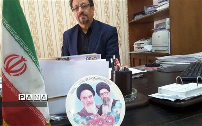 انقلاب اسلامی، ایران را در مسیری عزت افرین و توسعه گرا قرار داد