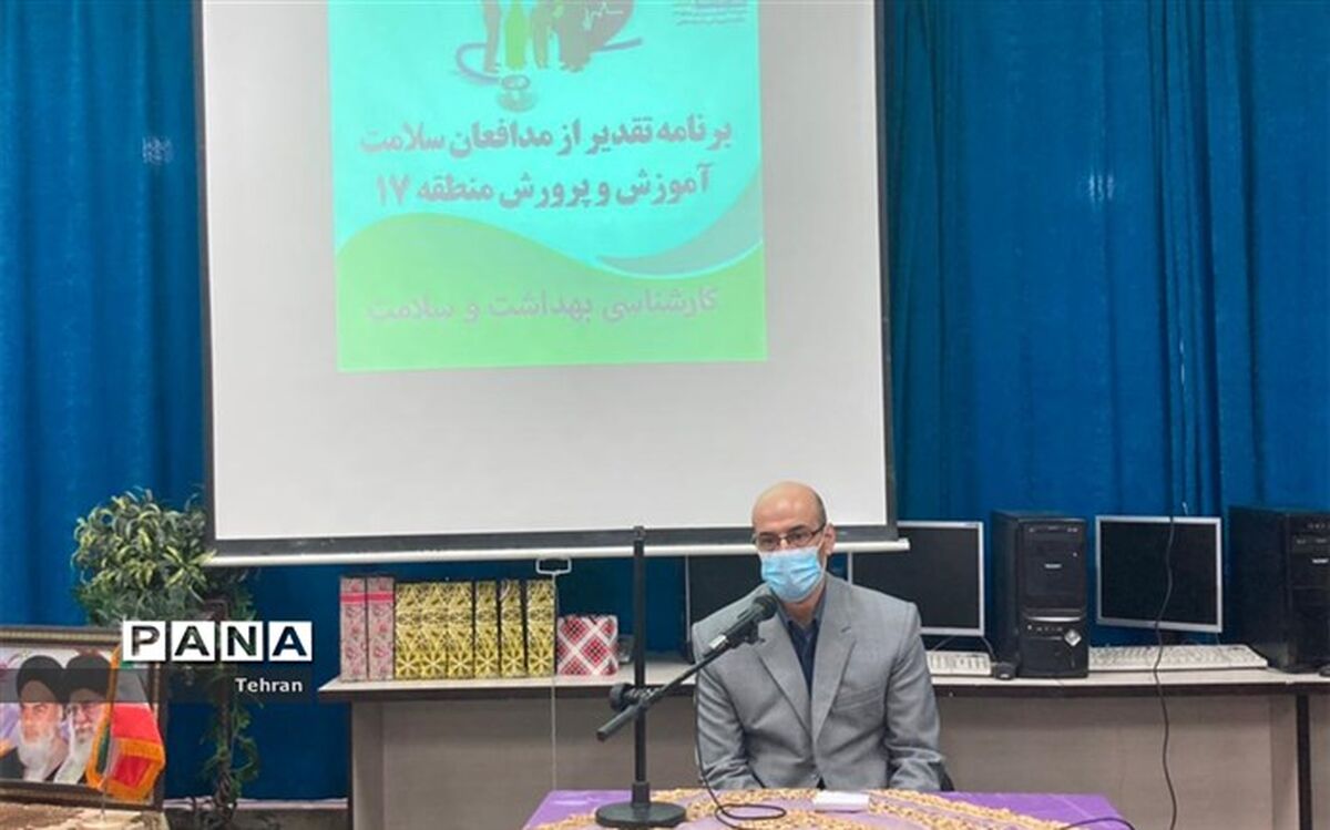 محمدی: مراقبین سلامت طراحان نقشه راه برای کنترل بیماری هستند