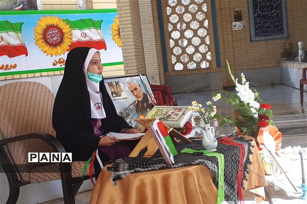 یادواره شهیدعبدالرحمن آدمی درگلزار شهدای ابرکوه