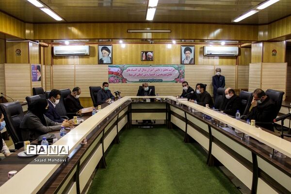 آیین تجلیل از مدال‌آوران المپیاد جهانی دانش‌آموزی