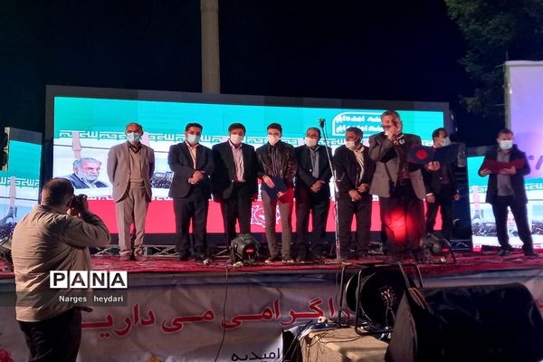 جشن بزرگ پیروزی انقلاب در شهرستان امیدیه
