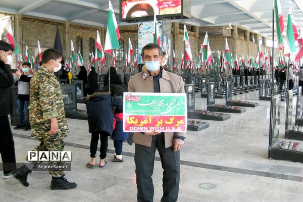 راهپیمایی خودرویی 22 بهمن درشهرستان نی ریز