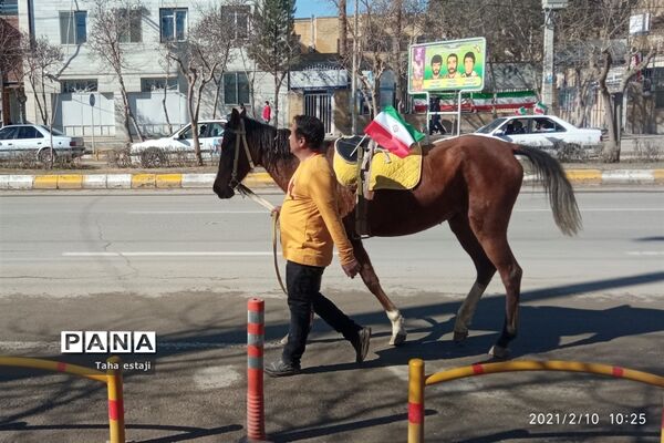 حضور تشکیلات  پیشتازان شهرستان  بجنورد در رژه خودرویی 22 بهمن