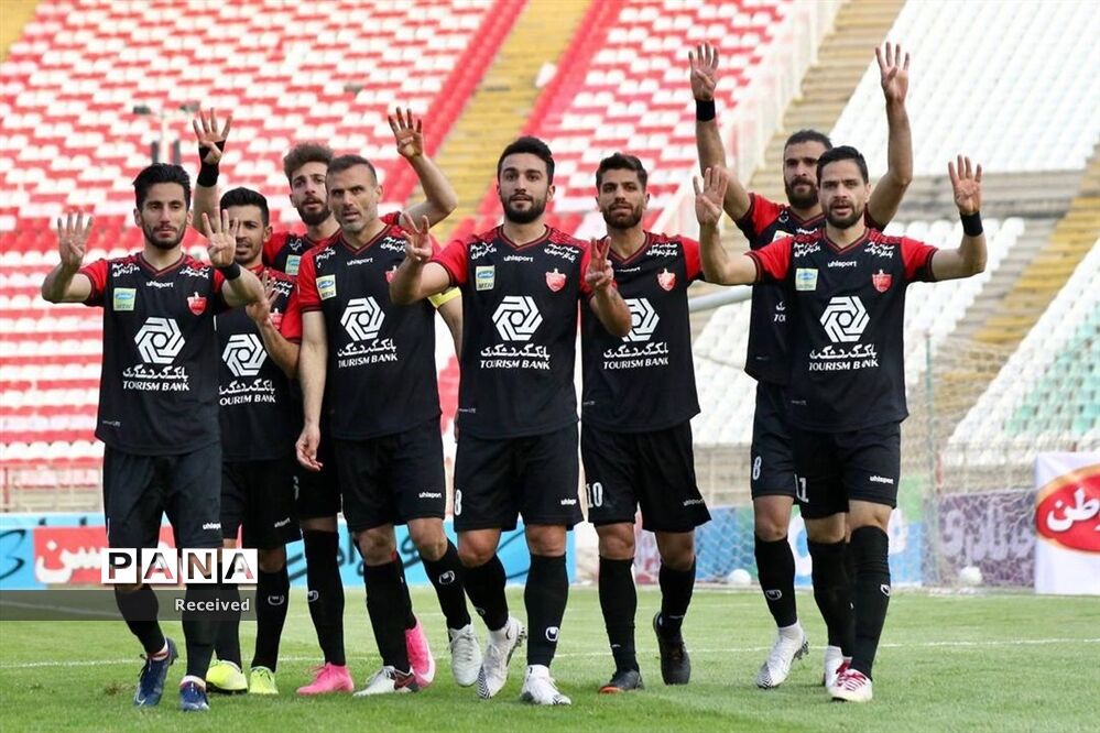 فدراسیون فوتبال اشتباه داوری علیه پرسپولیس را تایید کرد