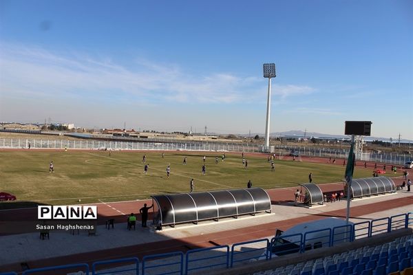 دیدار دو تیم هوادار تهران و شاهین بوشهردراستادیوم شهدای اسلامشهر