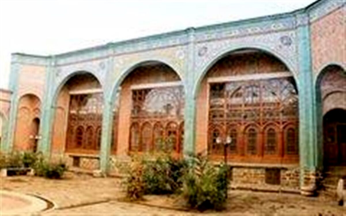 حفظ و نگهداری اثر ملی مدرسه هدایت نیازمند مشارکت بخش خصوصی