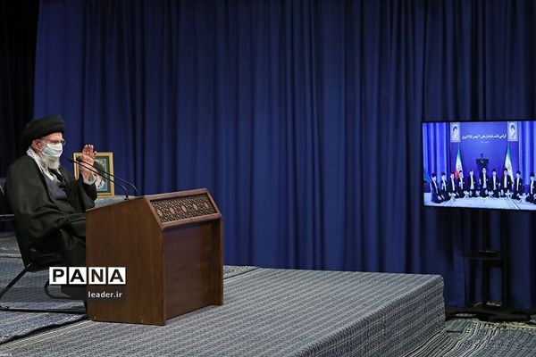 ارتباط تصویری مردم آذربایجان شرقی با رهبر انقلاب به‌مناسبت سالروز قیام ۲۹ بهمن مردم تبریز