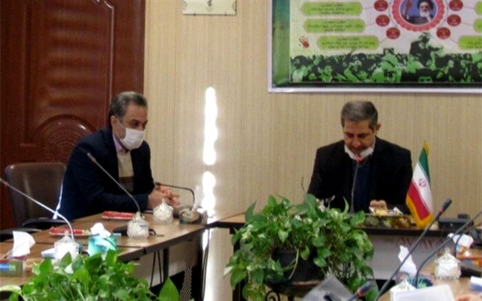 مراسم بزرگداشت هفته معلم با رعایت پروتکل های بهداشتی در منطقه ۱۵ انجام می شود