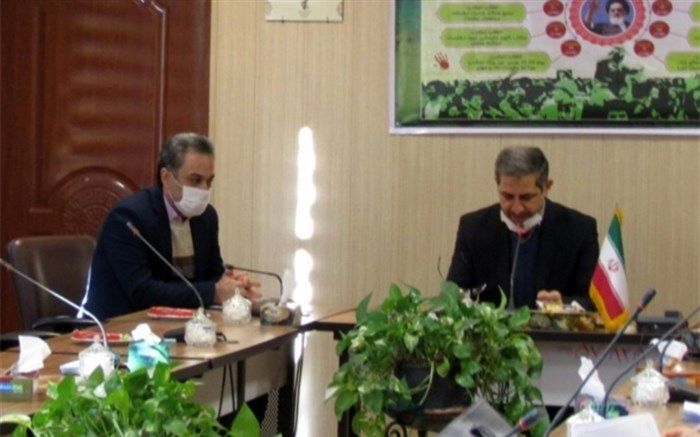 مراسم بزرگداشت هفته معلم با رعایت پروتکل های بهداشتی در منطقه ۱۵ انجام می شود