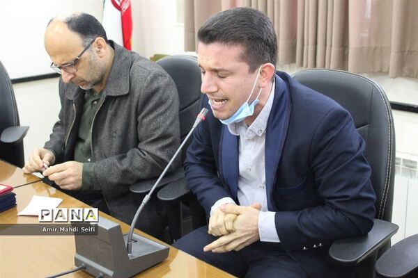 تجلیل از منتخبان حوزه پرورشی و مربیان پیشتاز در محمودآباد