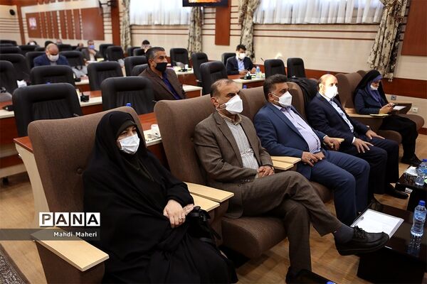 نشست هم اندیشی مدیران سازمان دانش آموزی سراسر کشور