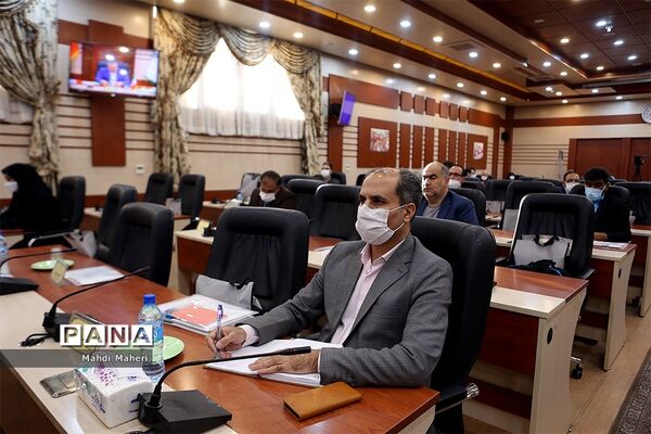 نشست هم اندیشی مدیران سازمان دانش آموزی سراسر کشور