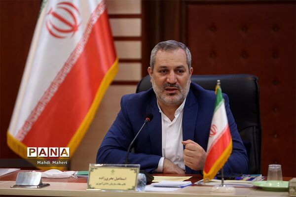 نشست هم اندیشی مدیران سازمان دانش آموزی سراسر کشور