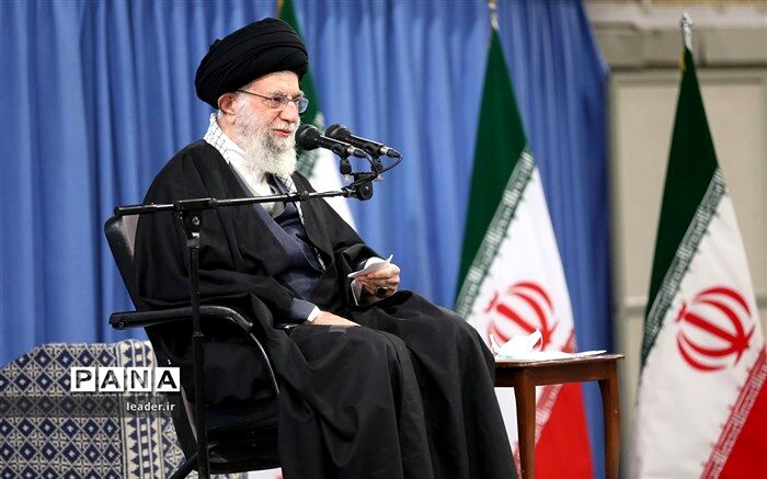 پخش زنده سخنرانی رهبر انقلاب در سالروز قیام مردم تبریز
