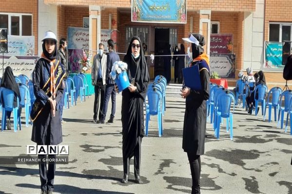 افتتاح آموزشگاه شهدای بانک رفاه کارگران روستای منجیل آباد شهرستان رباط کریم