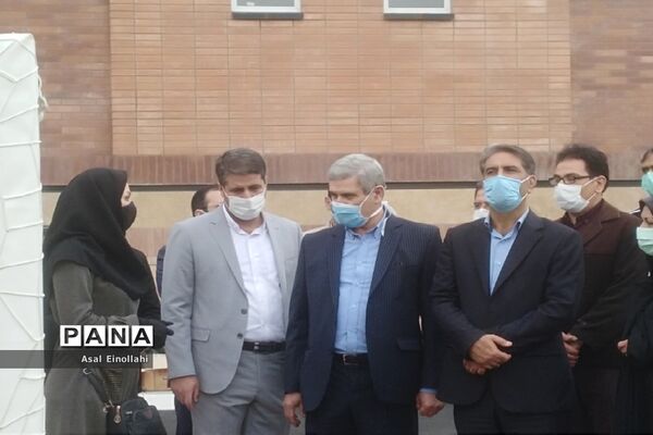 آیین افتتاح زمین چمن مدرسه  شهید محسن فخری زاده در شهریار