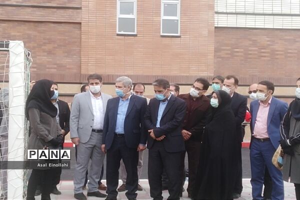 آیین افتتاح زمین چمن مدرسه  شهید محسن فخری زاده در شهریار