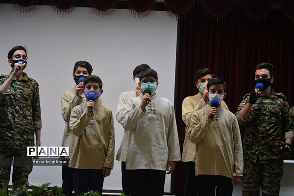 اختتامیه نمایشگاه مدافعان انقلاب اسلامی در بیرجند استان خراسان جنوبی