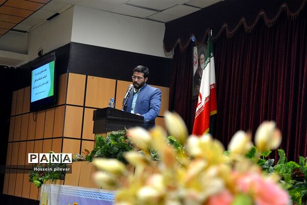 اختتامیه نمایشگاه مدافعان انقلاب اسلامی در بیرجند استان خراسان جنوبی