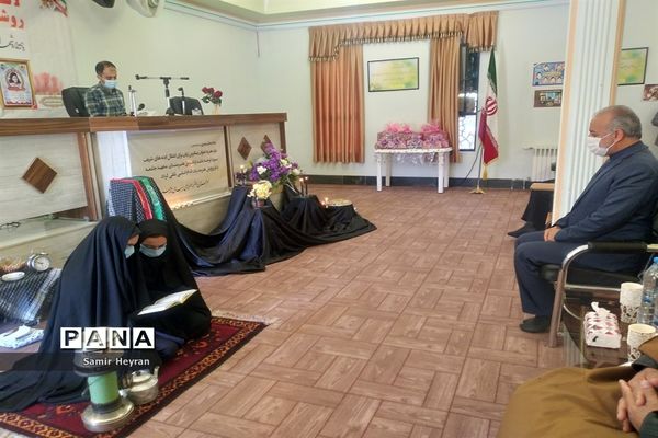 برگزاری یادواره شهدا درهنرستان هنرهای زیبای شهرستان بیرجند