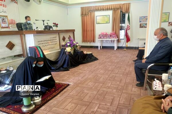 برگزاری یادواره شهدا درهنرستان هنرهای زیبای شهرستان بیرجند