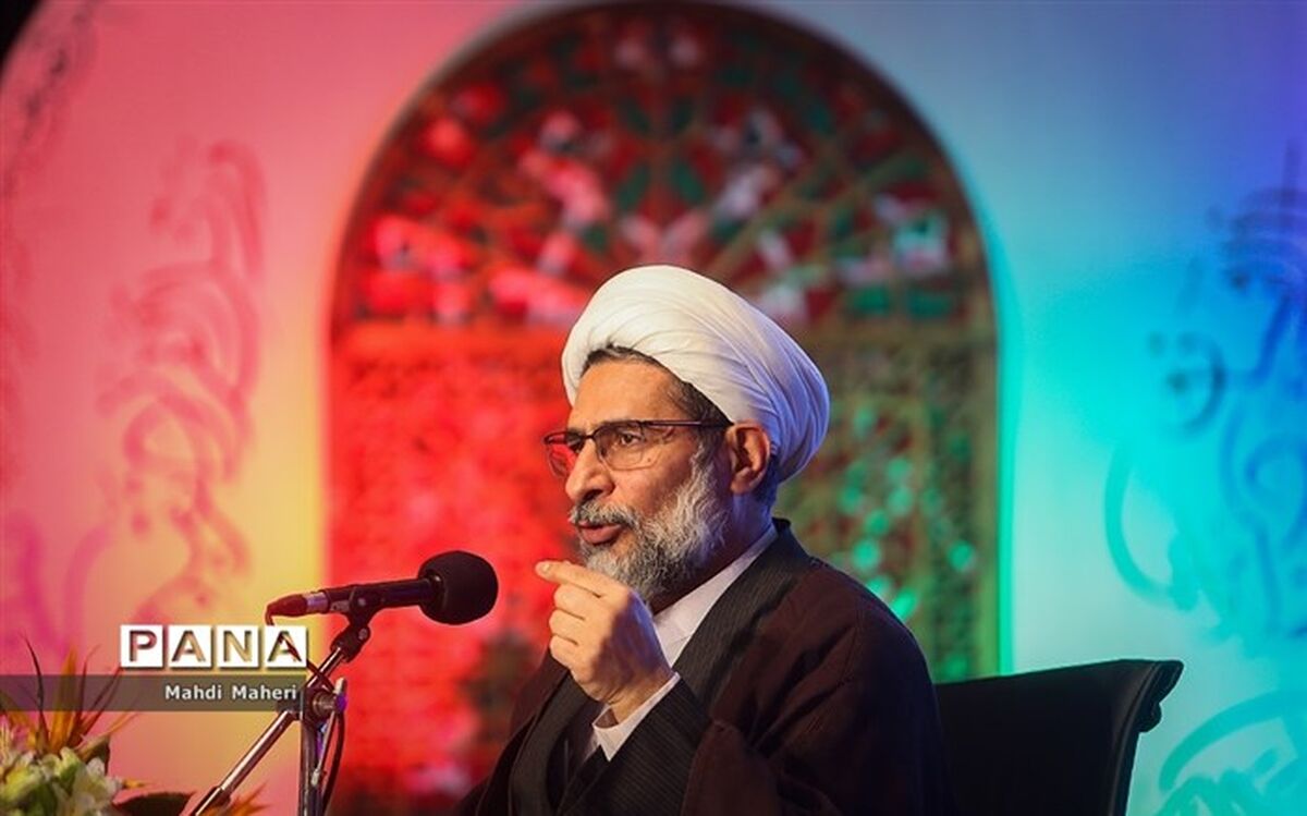 تحول محتوای کتب درسی متناسب با آموزه‌های قرآنی تا سال ۱۴۰۱-۱۴۰۲