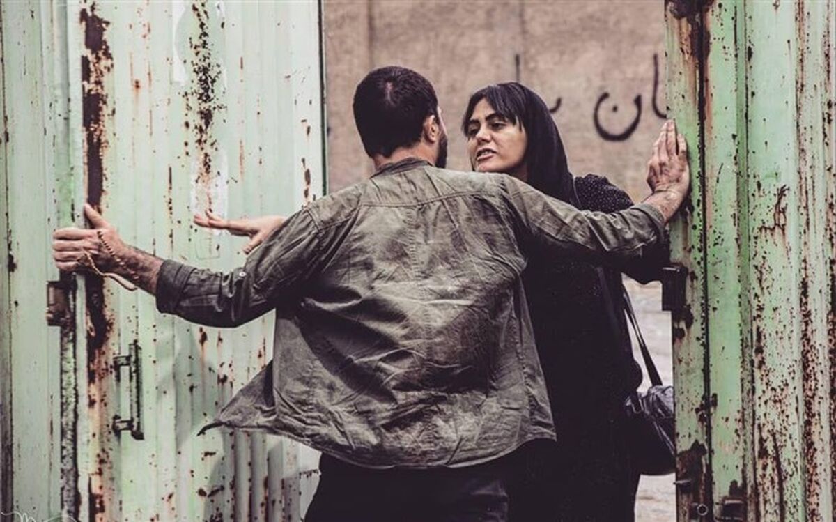 فیلم کوتاه انبار در بسته فیلم کوتاه به نمایش در می‌آید