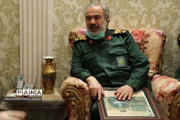 دیدار جانشین فرمانده‌کل سپاه پاسداران با خانواده شهدا در شهرری