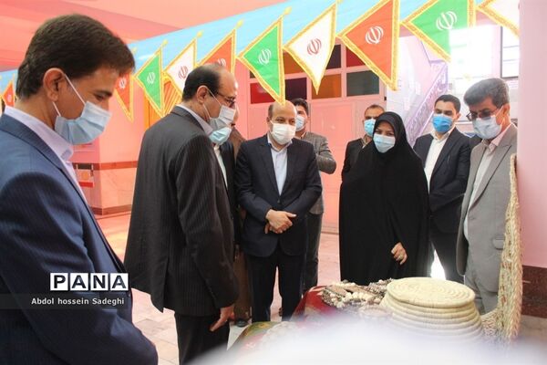 بازدید مدیرکل تربیت بدنی و فعالیت‌های ورزشی وزارت آموزش و پرورش  از مدرسه شهید معینی  بوشهر
