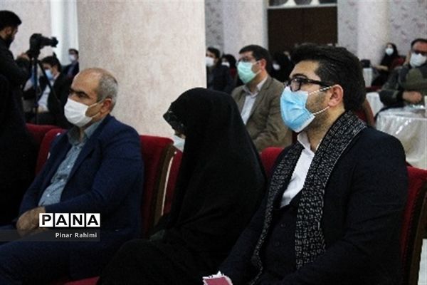 آیین رونمایی و انتشار مجموعه آثار تولید محتوای الکترونیکی آذربایجان شرقی