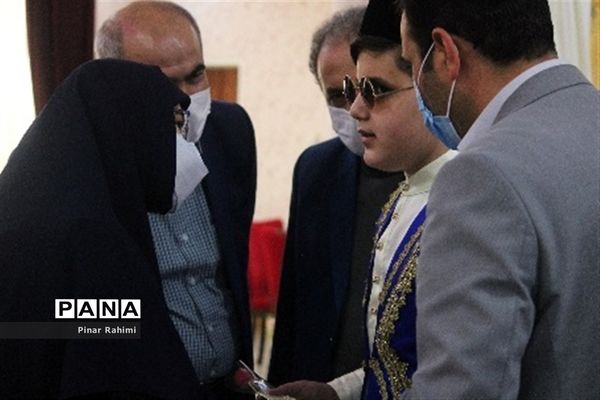 آیین رونمایی و انتشار مجموعه آثار تولید محتوای الکترونیکی آذربایجان شرقی