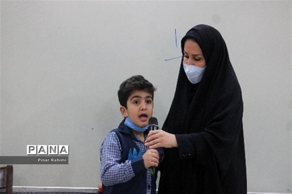 آیین رونمایی و انتشار مجموعه آثار تولید محتوای الکترونیکی آذربایجان شرقی