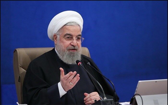 روحانی: دولت آمریکا چاره ای جز تسلیم در برابر قانون و مقررات ندارد