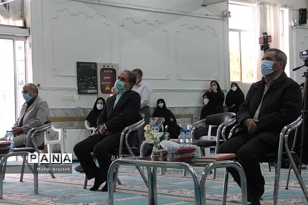 تقدیر ازرتبه‌های برترکنکورسال جاری دبیرستان استعدادهای درخشان