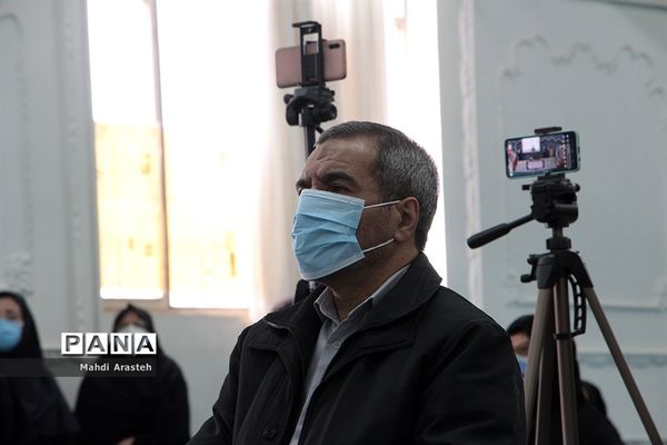 تقدیر ازرتبه‌های برترکنکورسال جاری دبیرستان استعدادهای درخشان