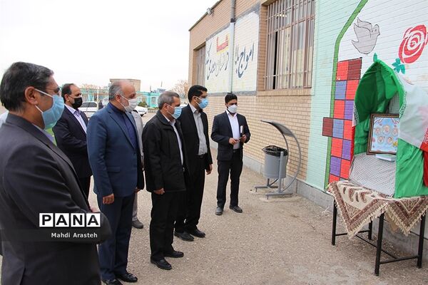 تقدیر ازرتبه‌های برترکنکورسال جاری دبیرستان استعدادهای درخشان