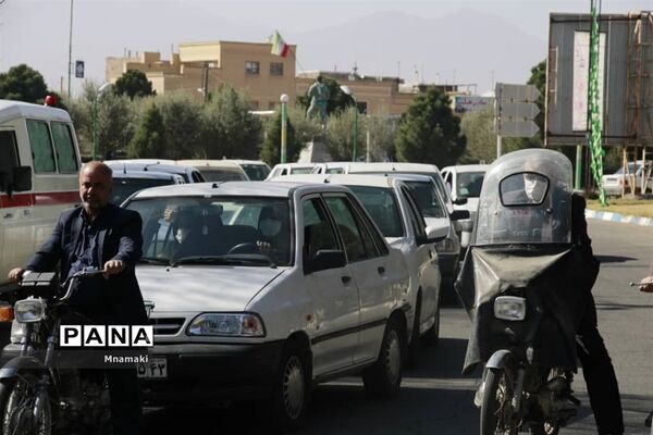 تشییع پیکر ۲ شهید گمنام دوران دفاع مقدس در شهر نوش آباد کاشان