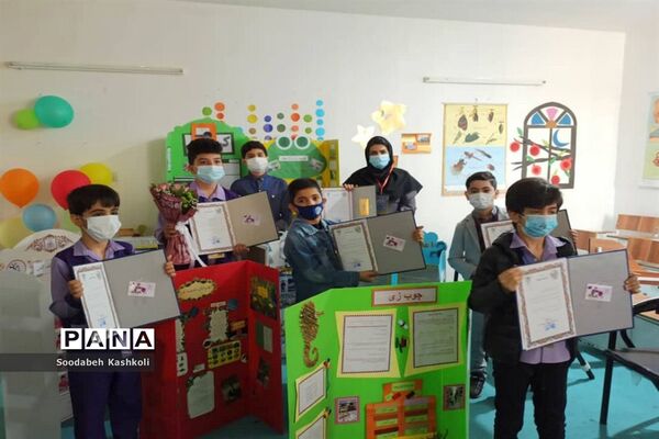 تقدیر از دانشمندان و پژوهشگران کوچک دبستان شهید کاوه بوشهر