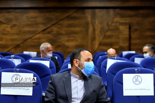 آیین تجلیل از نیم قرن خدمات آموزشی و فرهنگی علی اصغر فانی