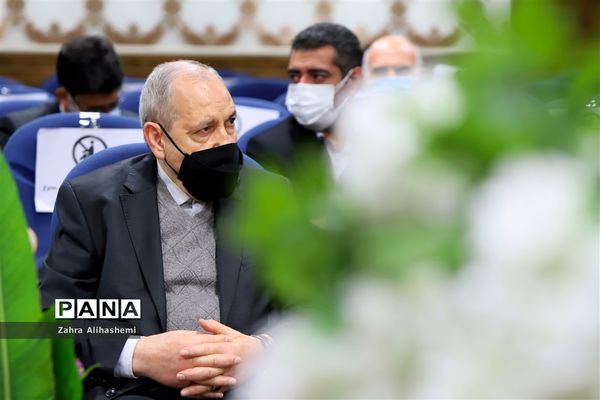 آیین تجلیل از نیم قرن خدمات آموزشی و فرهنگی علی اصغر فانی