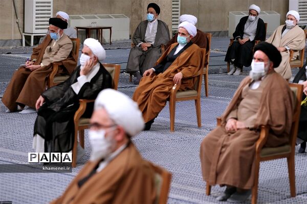 دیدار اعضای مجلس خبرگان رهبری با رهبر انقلاب اسلامی