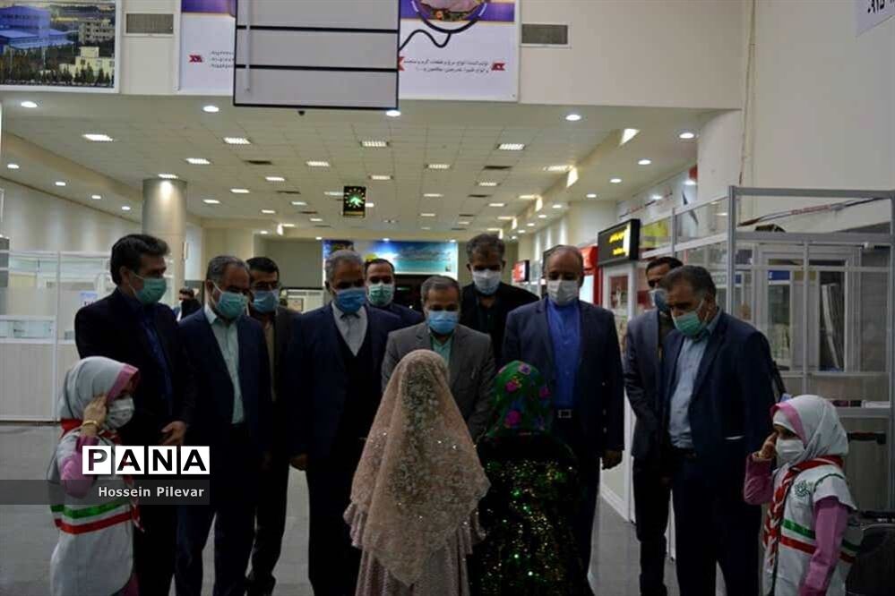 مراسم استقبال ازعلیرضا کاظمی معاون پرورشی فرهنگی وزارت آموزش و پرورش درفرودگاه بیرجند
