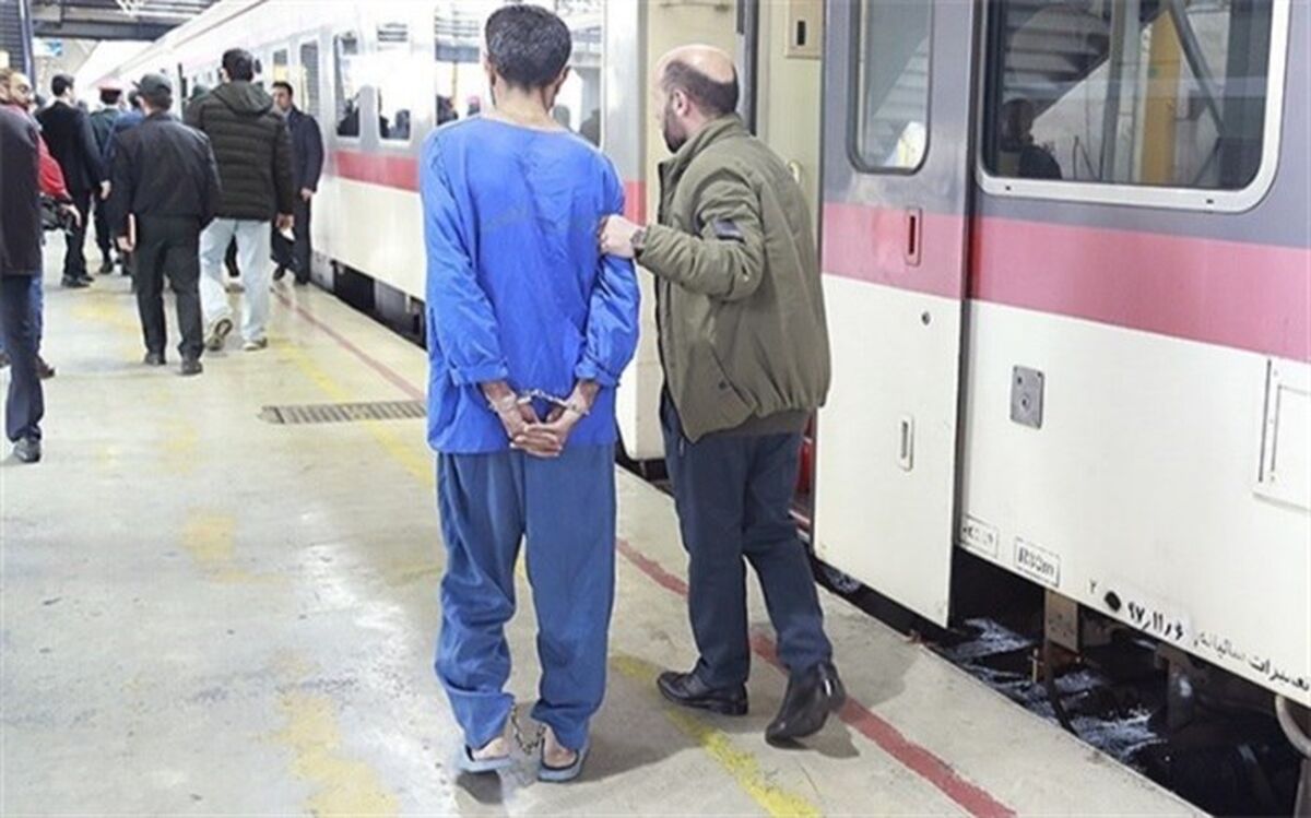 مرد ‌هزار چهره در مترو!