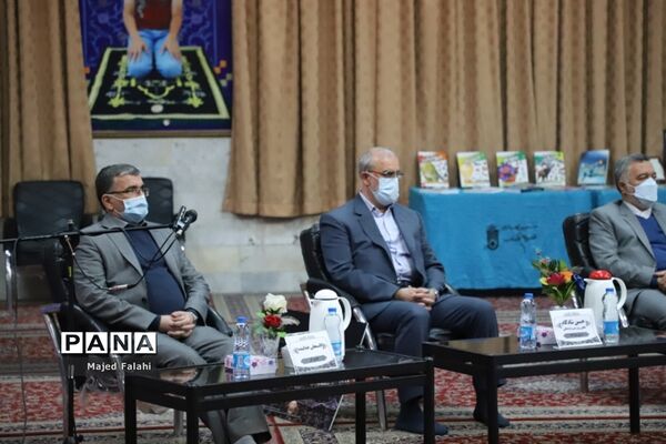 نشست هم‌اندیشی معاونان پرورشی ادوار پس از انقلاب آموزش و پرورش خراسان رضوی