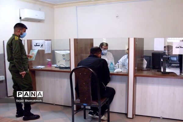 غربالگری و تست کرونا در مرکز بهداشت شرق اهواز