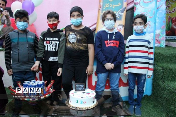 جشن خودکار در دبستان پیشتازان بوشهر