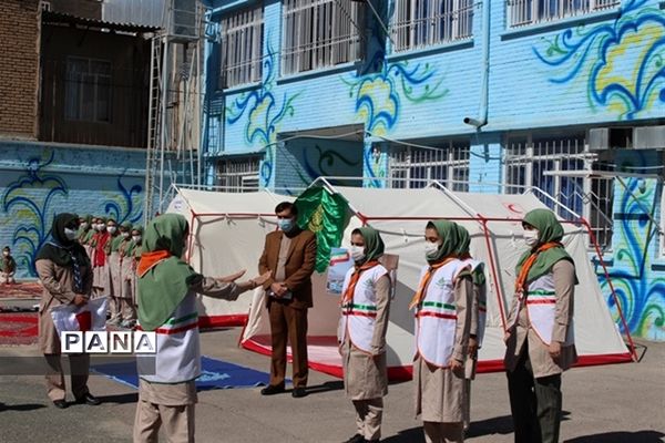 نمایشگاه دستاوردها و چکیده فعالیت‌های سازمان دانش‌آموزی استان کرمانشاه در سال 99