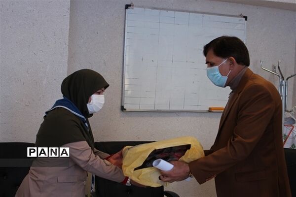 نمایشگاه دستاوردها و چکیده فعالیت‌های سازمان دانش‌آموزی استان کرمانشاه در سال 99