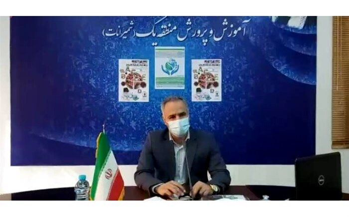 مراقبین سلامت با نهادینه کردن فرهنگ بهداشتی مروجین مهارتهای لازم برای زیستن درمحیطی سالم وبهداشتی هستند